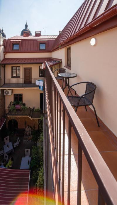 Apart Yaroslava Osmomysla 9 Square - City Center Lemberg Exterior foto