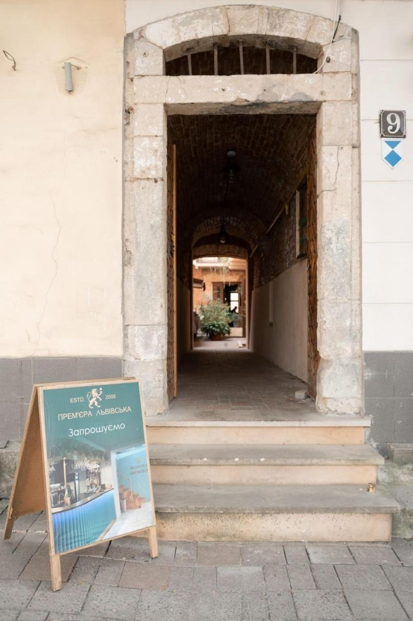 Apart Yaroslava Osmomysla 9 Square - City Center Lemberg Exterior foto